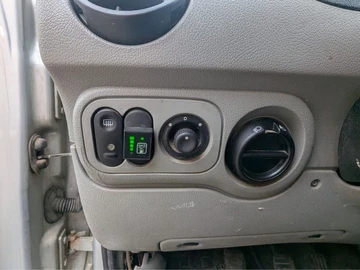 Авто Renault Kangoo Express 2002 № 8566426