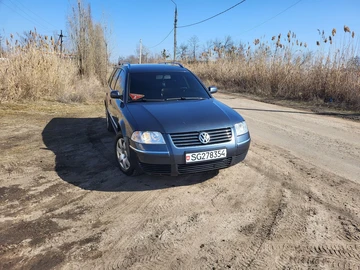 Авто Volkswagen Passat Variant 2005 № 8566629