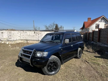Авто Mitsubishi Pajero 2000 № 8566634