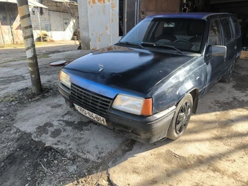 Авто Opel Kadett 1988 № 8566751