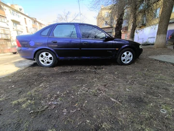 Авто Opel Vectra 1999 № 8566770