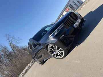 Авто BMW X7 2021 № 8566930