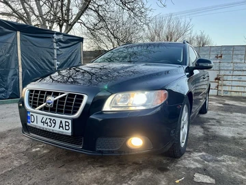 Авто Volvo V70 2008 № 8566957