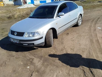 Авто Volkswagen Passat Sedan 1998 № 8566960