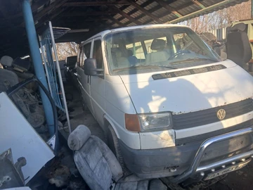 Авто Volkswagen Caravelle 2000 № 8566971