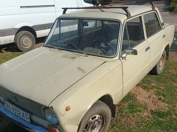 Авто ВАЗ 2113 2000 № 8567277
