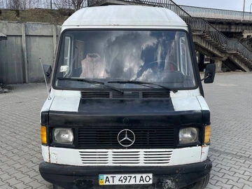 Авто Mercedes Mb 1993 № 8567304