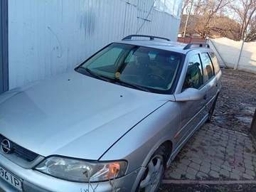 Авто Opel Vectra 2000 № 8567340