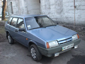 Авто ВАЗ 2109 1990 № 8567344