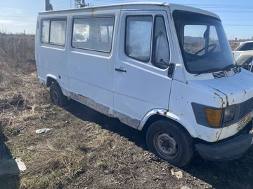 Авто Mercedes T-Mod  1991 № 8567358