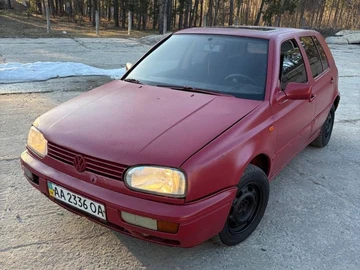 Авто Volkswagen Golf 1993 № 8567375