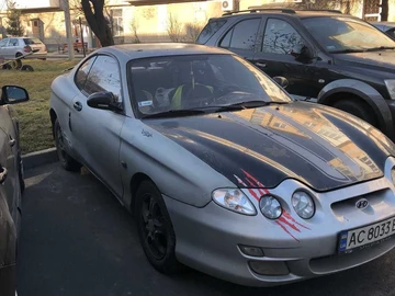 Авто Hyundai Coupe 1999 № 8567383