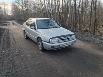 Авто Volkswagen Vento 1997 № 8567626