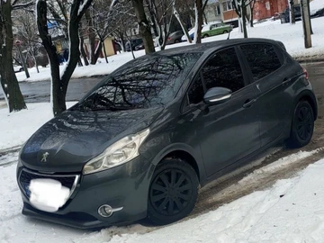 Авто Peugeot 208 2012 № 8568036