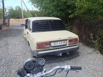 Авто ВАЗ 2107 1984 № 8568061