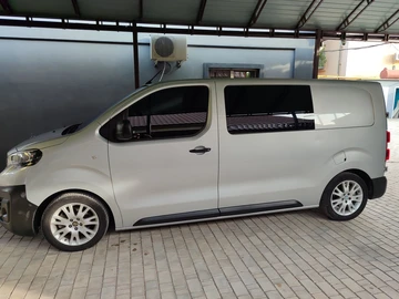 Авто Peugeot Expert 2016 № 8568107