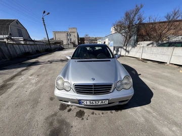 Авто Mercedes 200 2000 № 8568109