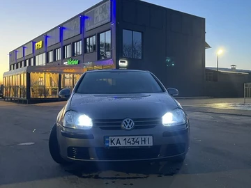 Авто Volkswagen Golf 2005 № 8568168