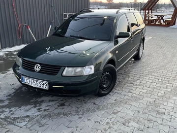 Авто Volkswagen Passat Hatchback 1999 № 8568399