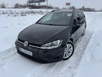 Авто Volkswagen Golf 2019 № 8568403