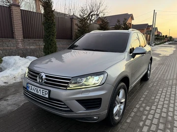 Авто Volkswagen Touareg 2017 № 8568460