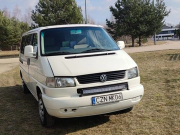 Авто Volkswagen Transporter 2000 № 8568680