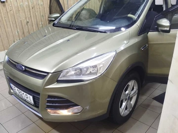 Авто Ford Kuga 2013 № 8568948