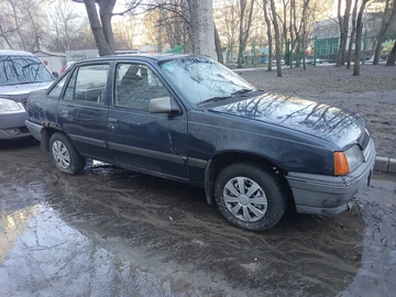 Авто Opel Kadett 1990 № 8569284