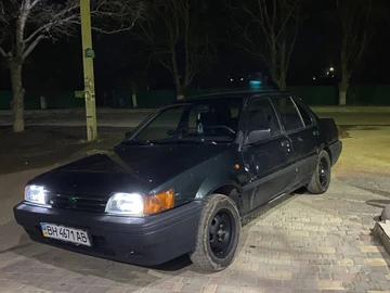 Авто Nissan Sunny 1989 № 8569358