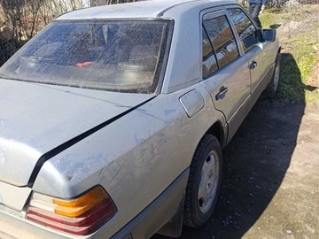 Авто Mercedes 230 1991 № 8569525