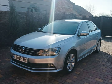 Авто Volkswagen Jetta 2016 № 8569644