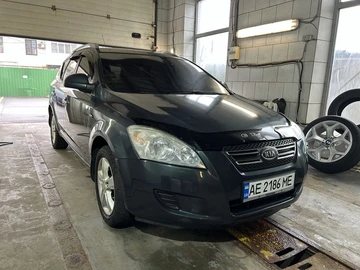 Авто KIA Cee X27 D 2008 № 8569723