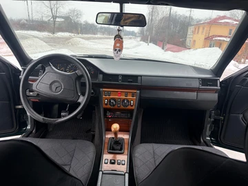 Авто Mercedes 280 1995 № 8569734