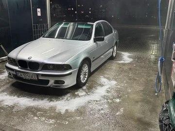 Авто BMW 5 Серия 2002 № 8569756