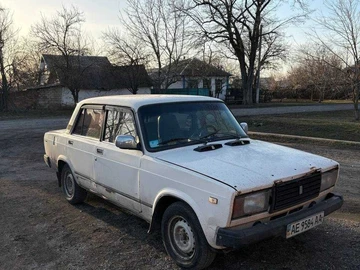 Авто ВАЗ 2107 1995 № 8569925
