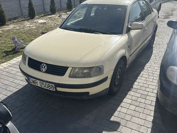 Авто Volkswagen Passat Sedan 2000 № 8570041