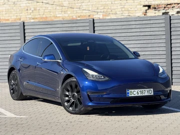 Авто Tesla Model 3 2018 № 8570066