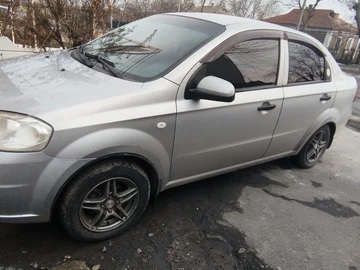 Авто Chevrolet Aveo 2007 № 8570120