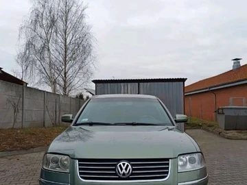 Авто Volkswagen Passat Sedan 2003 № 8570283