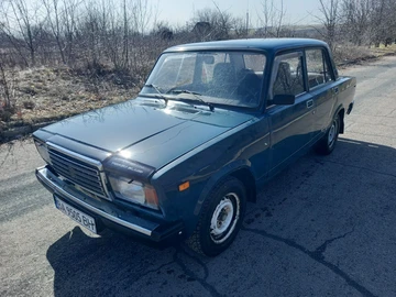 Авто ВАЗ 2107 2004 № 8570315