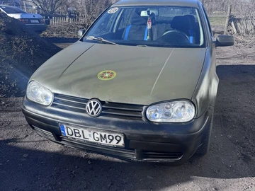 Авто Volkswagen Golf 1998 № 8570486