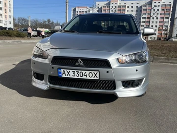 Авто Mitsubishi Lancer 2000 № 8570561
