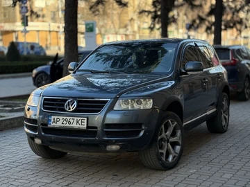Авто Volkswagen Touareg 2003 № 8570708