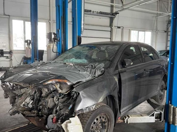 Авто Toyota Avensis 2004 № 8570934