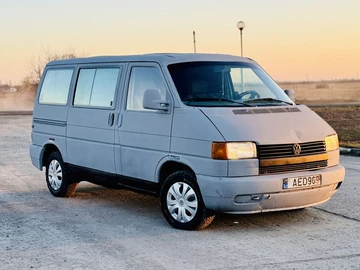 Авто Volkswagen Transporter 2000 № 8571041