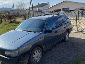 Авто Volkswagen Passat Variant 1988 № 8571044
