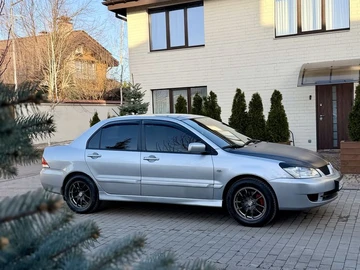 Авто Mitsubishi Lancer 2007 № 8571108