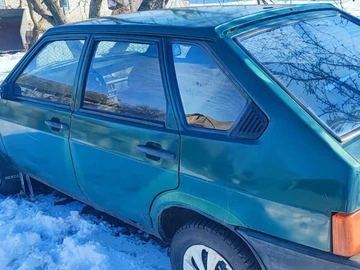 Авто ВАЗ 2109 1990 № 8571287
