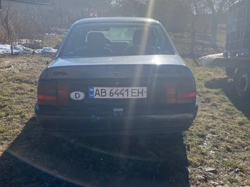 Авто Opel Vectra 1995 № 8571296