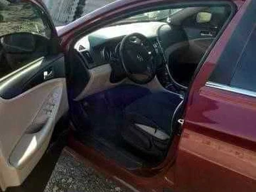 Авто Hyundai Sonata 2011 № 8571321